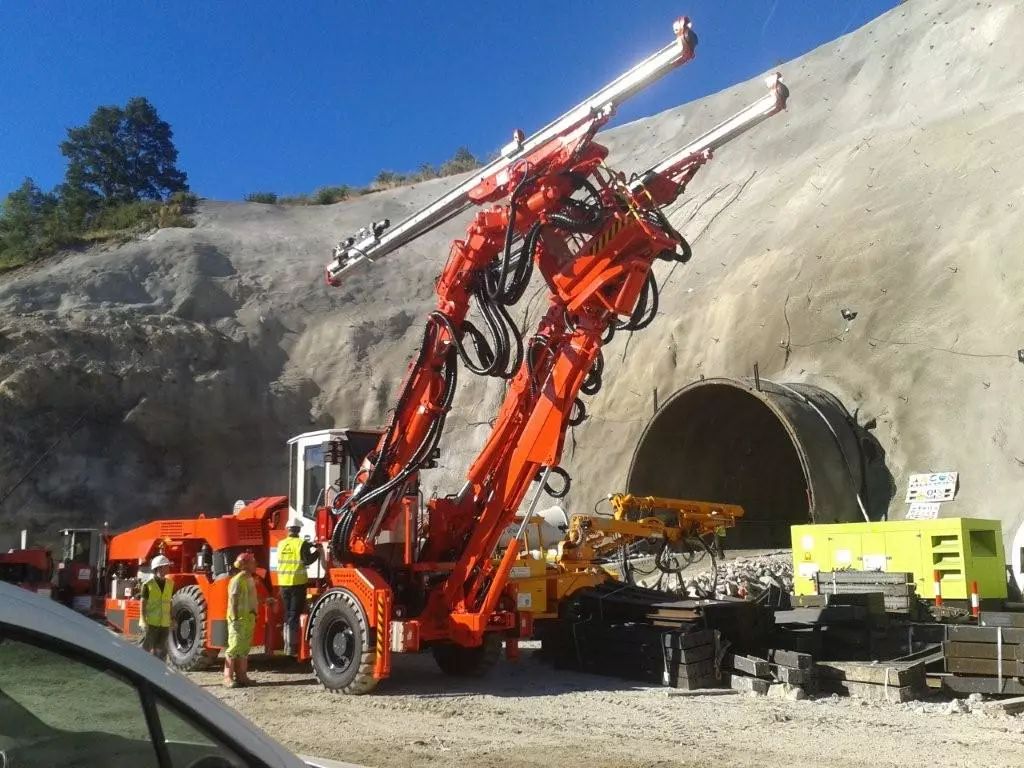 Introduction to Specifications of Hydraulic Rock Drills from Sandvik Group Company