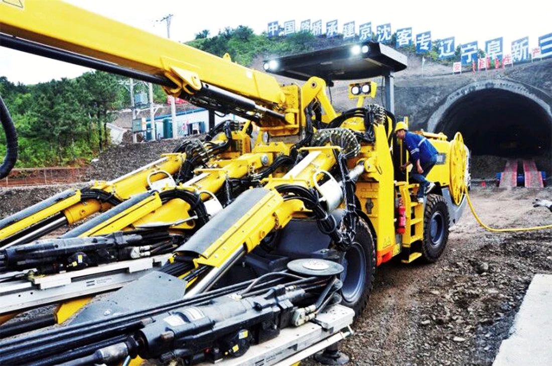 Application Research and Analysis of Three-arm Drilling Trolley in Sanleng Mountain Tunnel