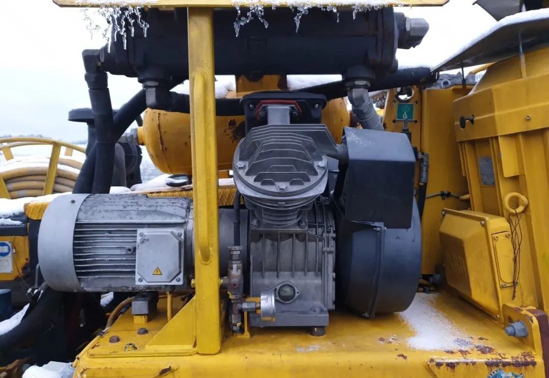 Application of Boomer 281 driving trolley in high altitude mining