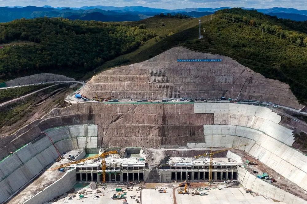 Intelligent Supporting Equipment for Drilling And Blasting Excavation of Large-Span Underground Caverns in Pumped Storage Power Station